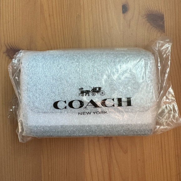 🥰 Coach Essential Mini Trifold Wallet - Picture 7 of 13